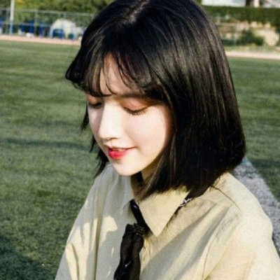 短发悲伤女生2019伤感头像