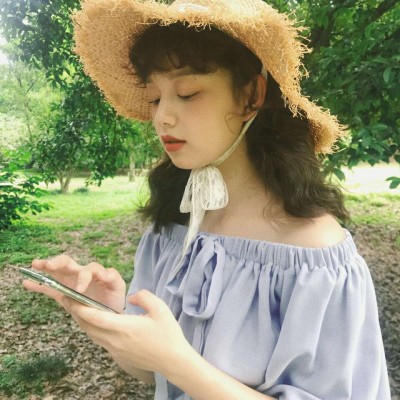 网红女生的微信头像