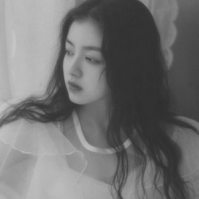 伤感女生个性头像 黑白照片的黑白记忆