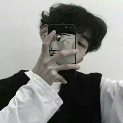 青春就是奋斗的励志男生头像 男人流血不流泪