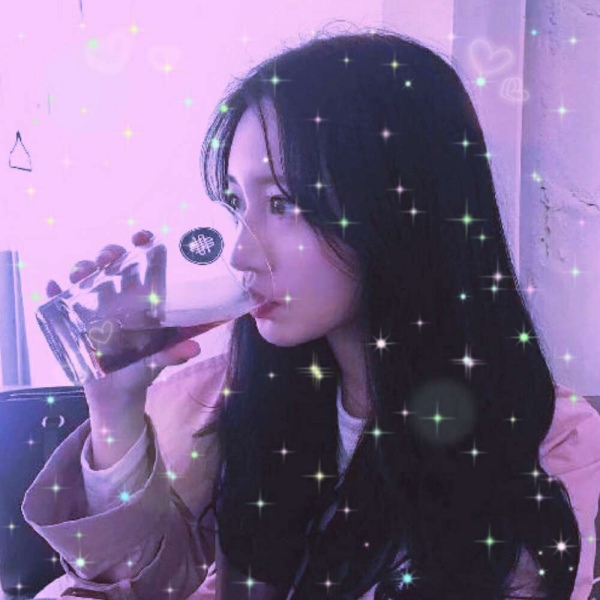 渐变紫色系清新可爱女生的头像