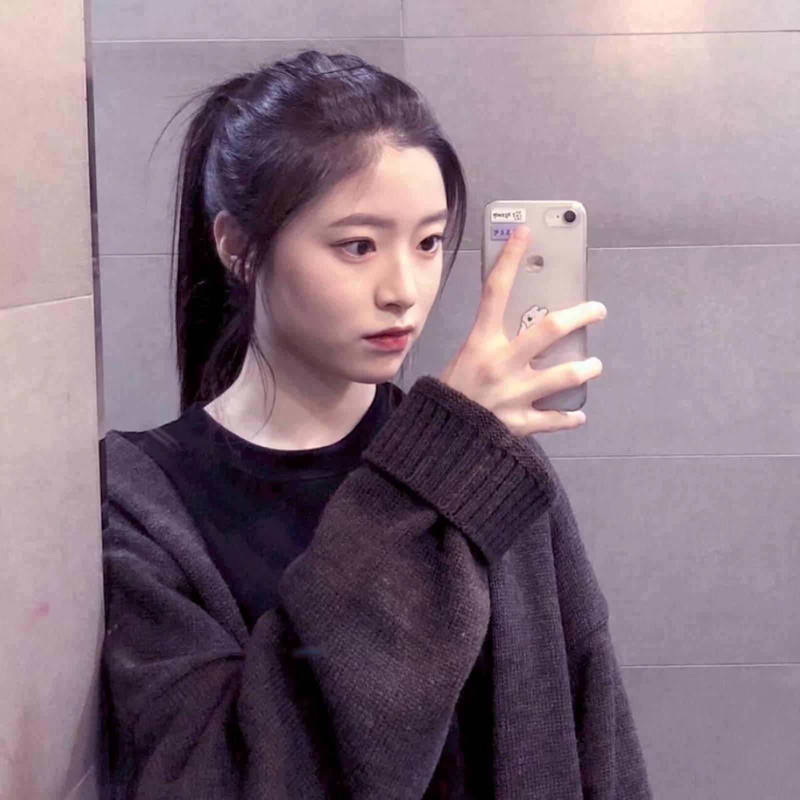 最热门快手网名女生专场
