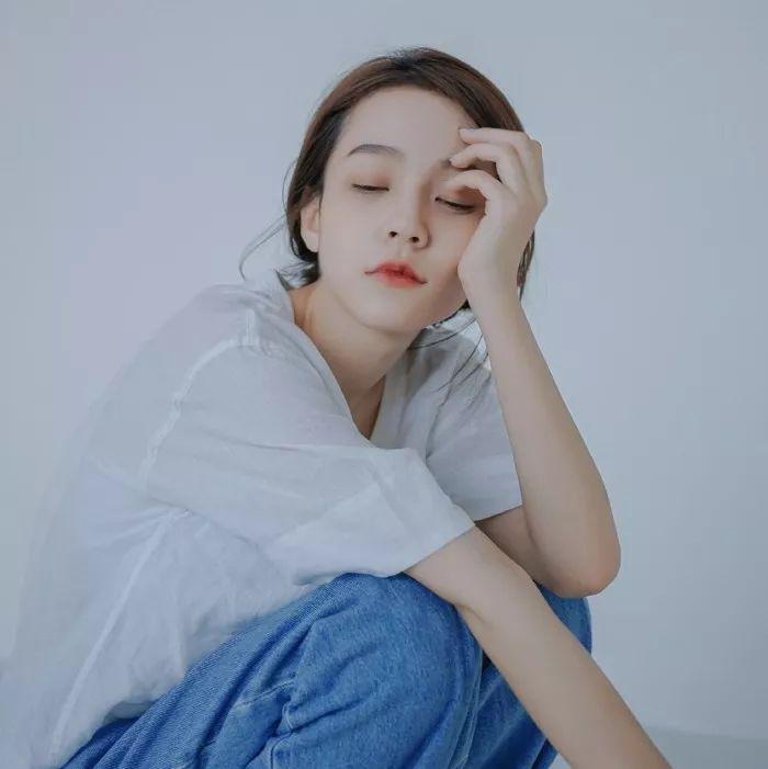 优雅知性中年女人网名成熟有内涵
