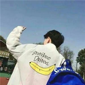 唯美伤感男背影头像背对背拥抱