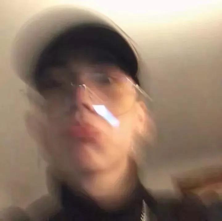 帅到模糊的头像男生霸气冷酷-可爱点