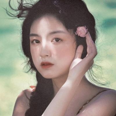 淡然优雅头像岁月沉淀的美-可爱点